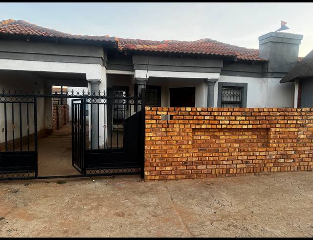 3 BEDROOM FREEHOLD FOR SALE IN MAMELODI